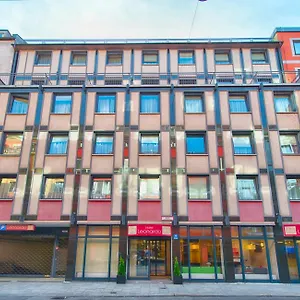 vizitați hotelul